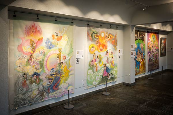 Canvases of Chinese Empresses exhibit at New England Botanic Garden
